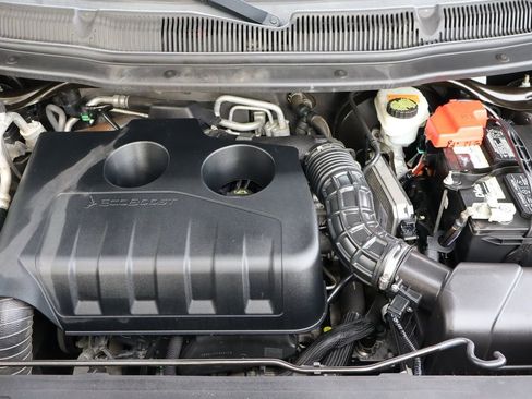 Used 2015 Ford Explorer XLT w/ Equipment Group 202A image 41