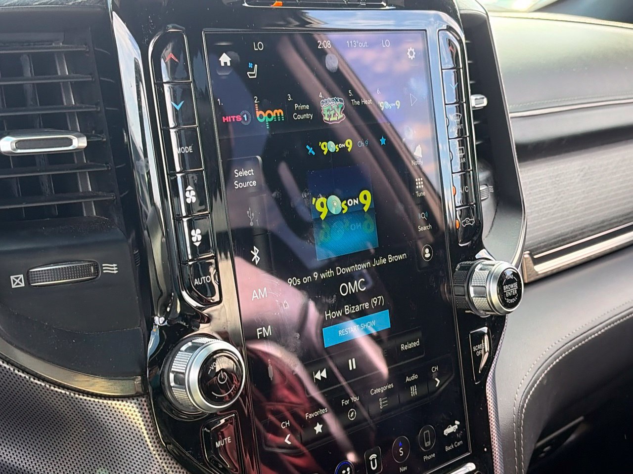 Used 2021 RAM 1500 Limited w/ Night Edition AWD/4WD image 9