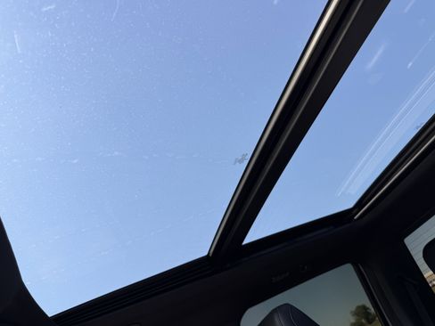 Used 2024 Ford F150 Raptor image 12