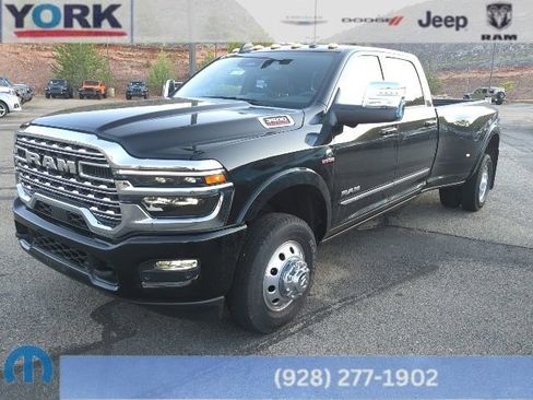 Certified 2025 RAM 3500 Limited AWD/4WD image 1