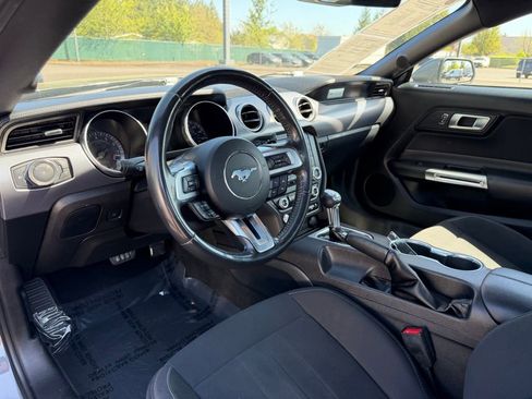 Used 2021 Ford Mustang GT RWD image 17