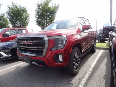 Used 2021 GMC Yukon AT4 w/ Technology Package AWD/4WD image 1