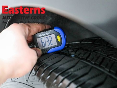 Used 2023 Nissan Pathfinder SL image 26