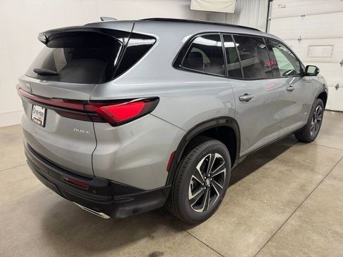 New 2025 Buick Enclave Sport Touring w/ Trailering Package, 5000 lbs. image 9