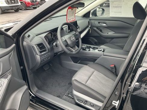 New 2026 Nissan Rogue SV w/ Cold Weather Package AWD/4WD image 10