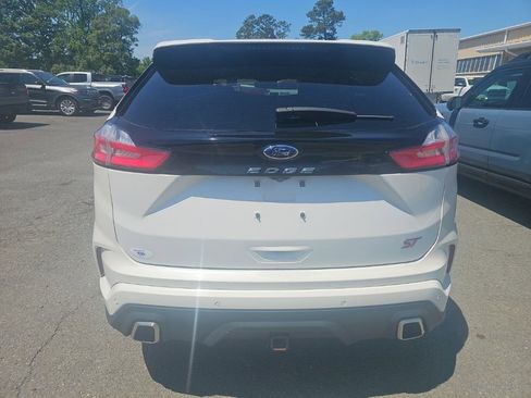 Used 2023 Ford Edge ST w/ Cargo Accessory Package AWD/4WD image 2