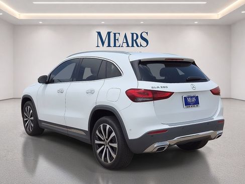 Used 2023 Mercedes-Benz GLA 250 w/ Premium Package image 3