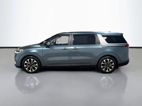 Certified 2023 Kia Carnival EX FWD image 4