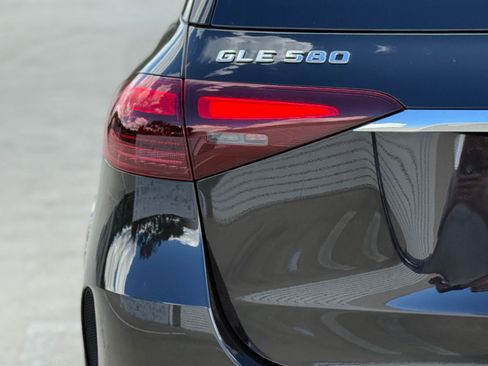 New 2025 Mercedes-Benz GLE 580 4MATIC image 10