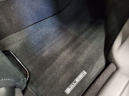 Used 2008 Ford Mustang GT Premium image 42