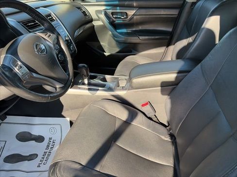 Used 2013 Nissan Altima 2.5 SL w/ 2.5 Moonroof Pkg image 9