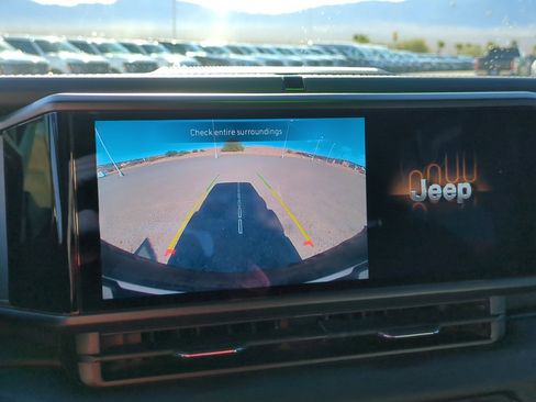 Used 2024 Jeep Wrangler Unlimited Rubicon w/ Convenience Group image 22