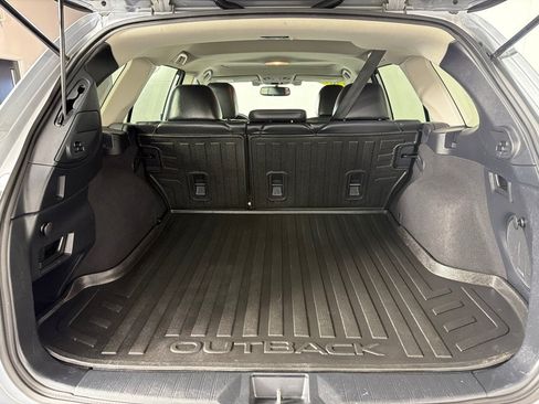 Used 2015 Subaru Outback 3.6R Limited AWD/4WD image 18