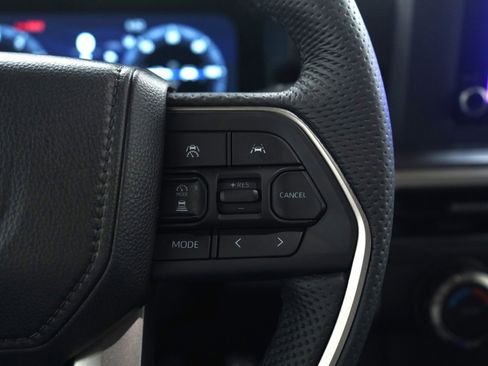 Used 2024 Toyota Tacoma TRD Sport image 25