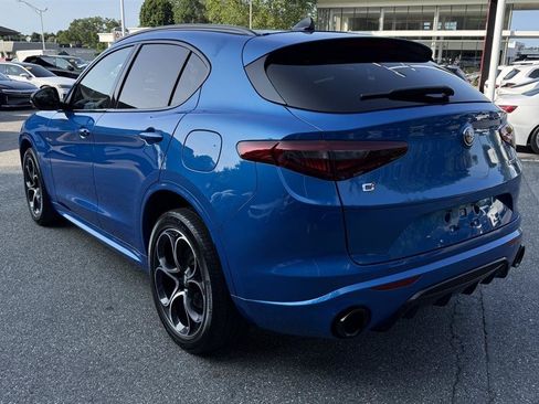 Used 2022 Alfa Romeo Stelvio Veloce AWD/4WD image 13