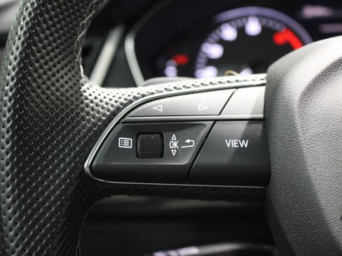 Used 2022 Audi SQ5 Premium w/ Convenience Package image 13