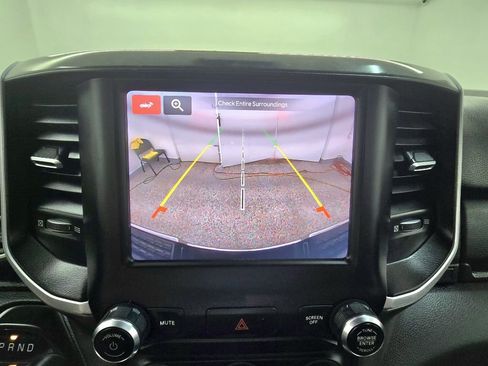 Used 2023 RAM 2500 Big Horn w/ Level 1 Equipment Group image 25