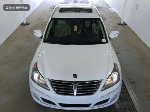 Used 2014 Hyundai Equus Signature RWD image 4