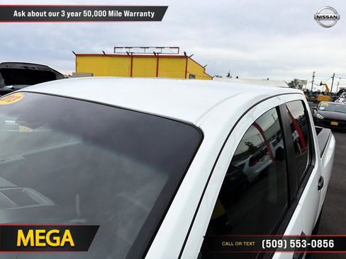 Used 2013 Nissan Titan S AWD/4WD image 22
