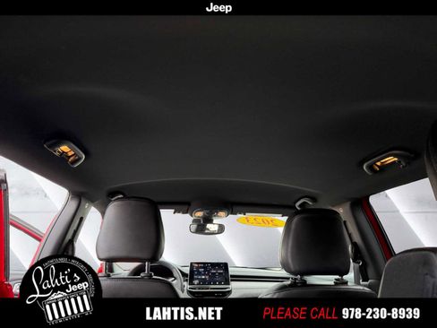 Certified 2023 Jeep Compass Latitude image 14