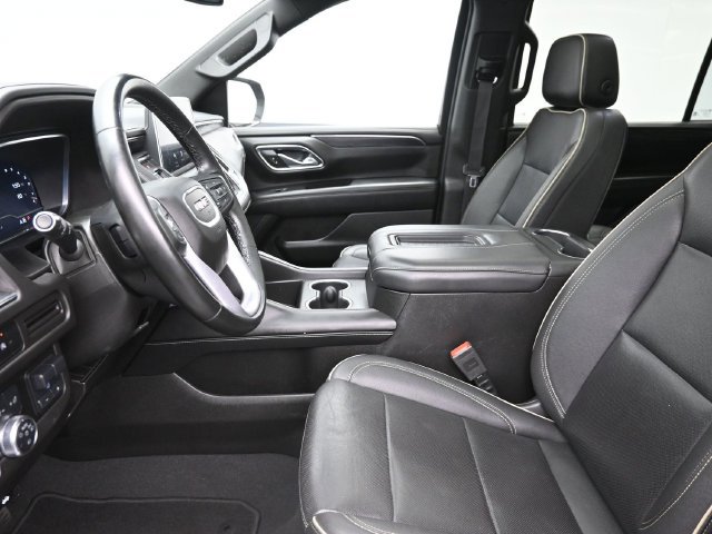 Used 2023 GMC Yukon XL SLT w/ Max Trailering Package AWD/4WD image 16