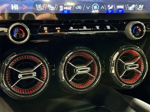 New 2026 Chevrolet Blazer EV RS image 19