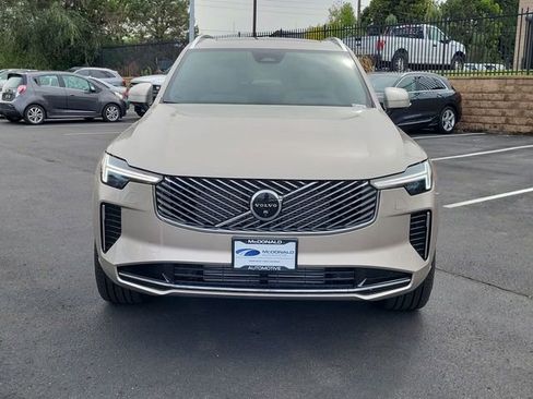 New 2026 Volvo XC90 T8 Plus image 8