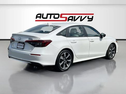 Used 2025 Honda Civic Sport Touring image 7