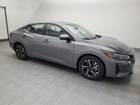 Used 2024 Nissan Sentra SV FWD image 11