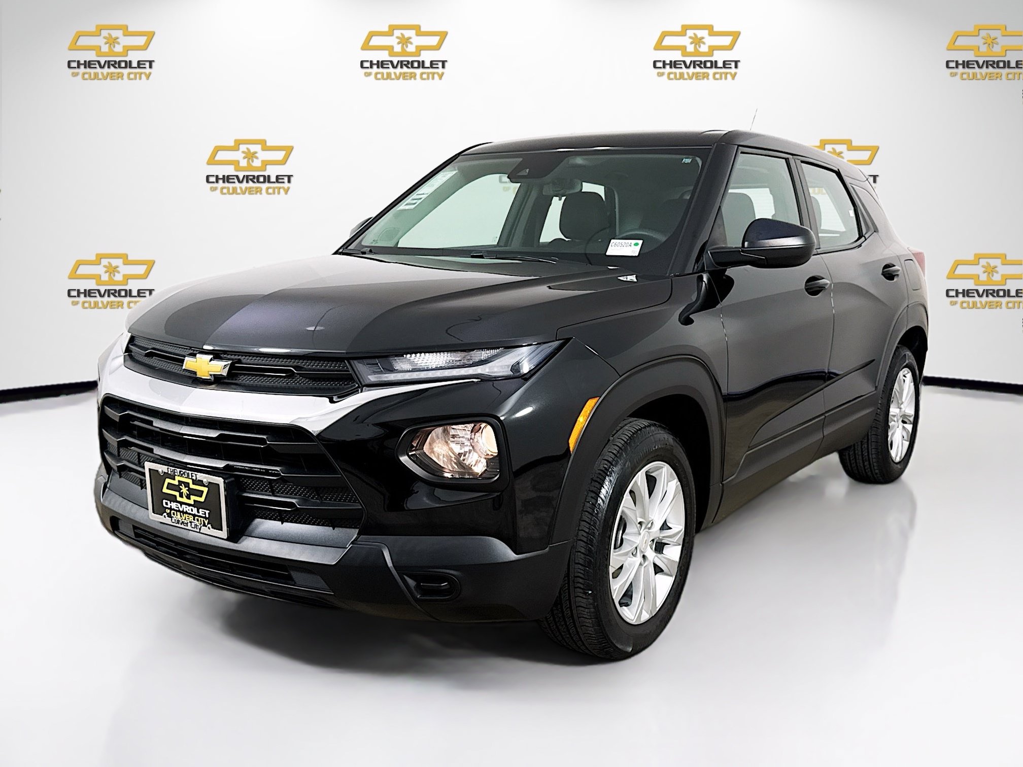 Used 2023 Chevrolet TrailBlazer LS FWD image 3