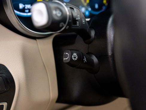 Used 2022 Mercedes-Benz GLC 300 4MATIC image 18