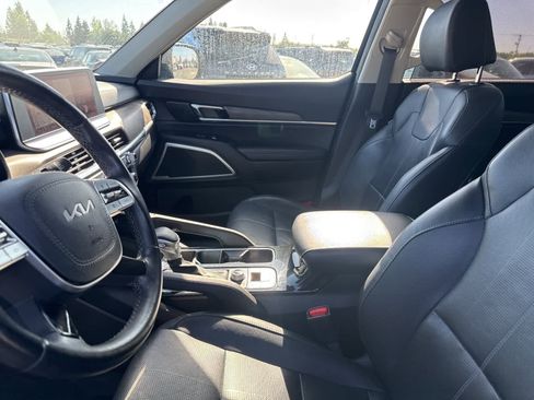 Used 2022 Kia Telluride EX w/ EX Premium Package image 19