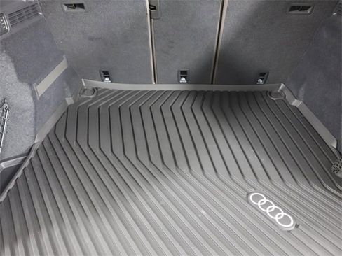 New 2025 Audi Q5 Prestige image 25