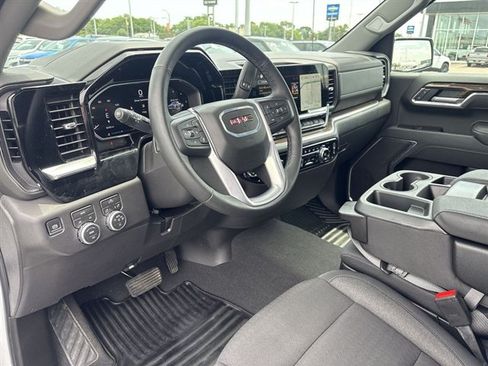 Certified 2026 GMC Sierra 1500 Elevation AWD/4WD image 10