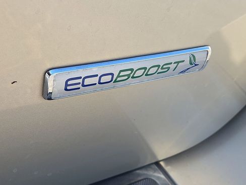 Used 2017 Ford Expedition XLT image 16