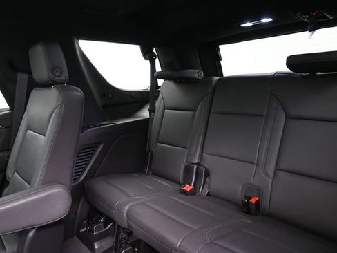 Used 2024 Chevrolet Tahoe LT w/ LT Signature Plus Package AWD/4WD image 19