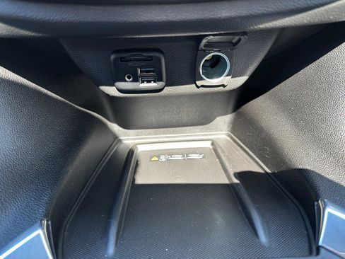 Used 2022 Chevrolet Traverse Premier w/ Redline Edition image 17