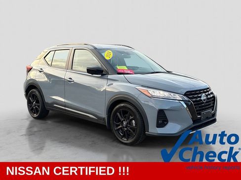 Used 2024 Nissan Kicks SR w/ SR Premium Package FWD image 3