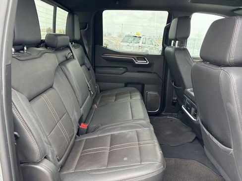 Used 2024 Chevrolet Silverado 1500 High Country w/ Technology Package image 15