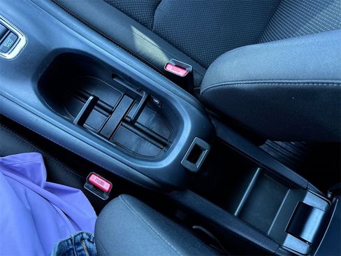 Used 2022 Honda HR-V EX image 20