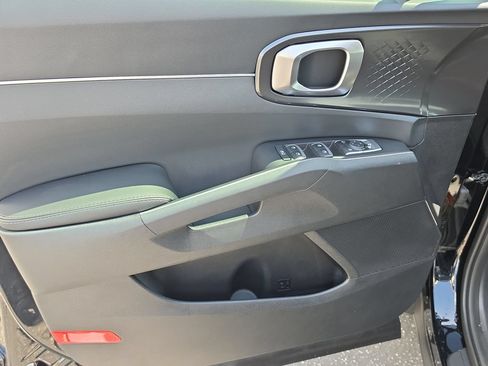 New 2026 Kia Sorento EX FWD image 18