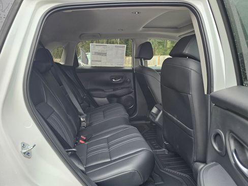 New 2026 Honda HR-V EX-L image 13