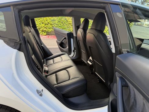 Used 2023 Tesla Model 3 Standard Range RWD image 14