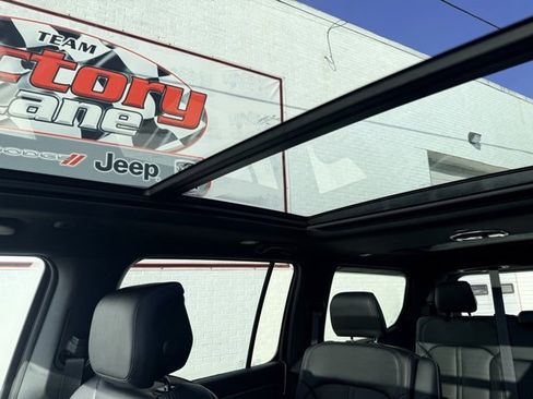 New 2026 Jeep Grand Wagoneer Limited image 39