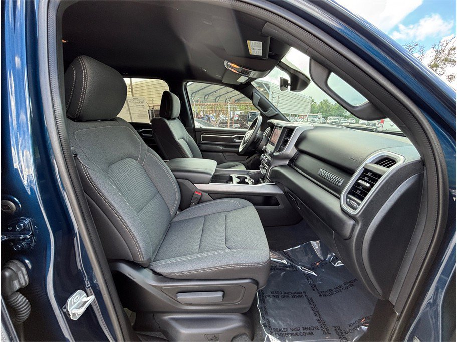 Used 2023 RAM 1500 Big Horn AWD/4WD image 39