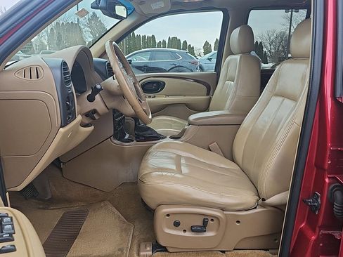 Used 2002 Oldsmobile Bravada 4DR AWD SUV w/ 1SC Option Pkg image 12