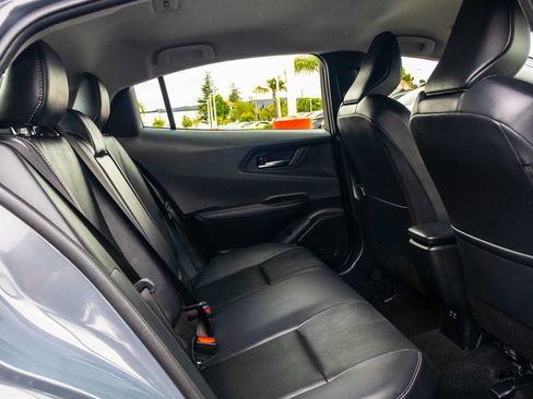 Used 2025 Toyota Prius XLE FWD image 20