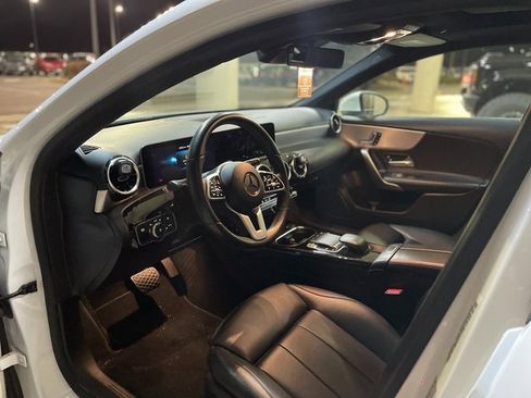 Used 2019 Mercedes-Benz A 220 A 220 image 9