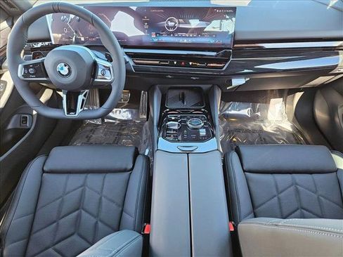 New 2026 BMW 530i w/ M Sport Package RWD image 15