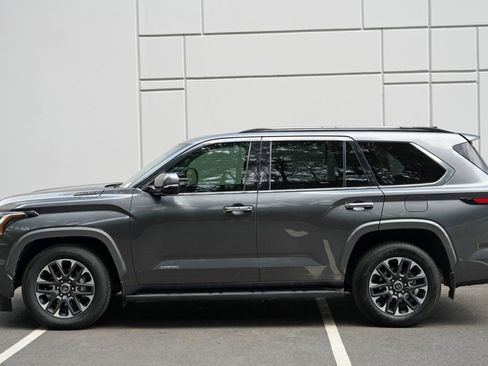 Used 2023 Toyota Sequoia Limited AWD/4WD image 52